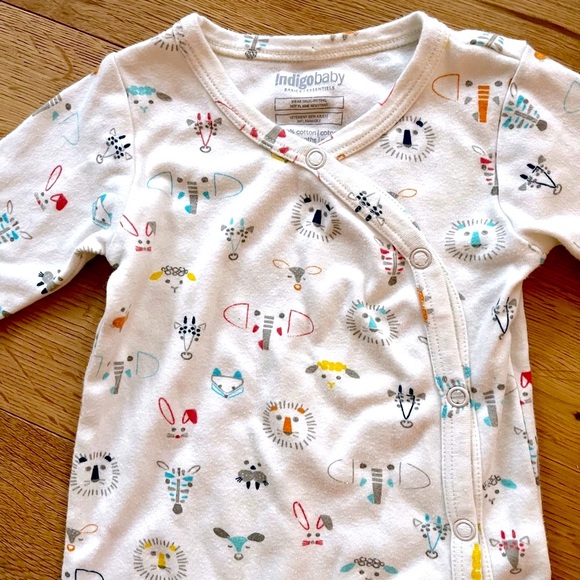 Indigo Baby 6-12 months sleeper / pajama and matching hat - Picture 2 of 3